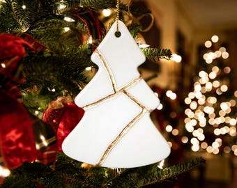 Kintsugi Ornament, Broken and Repaired Tree Ornament, Kintsugi Christmas Gift, Kintsugi Keepsake Ornament, Resilience Gift, Kintsugi Decor