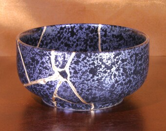 Kintsugi Bowl, Kintsugi Pottery , Black Kintsugi Bowl, Handmade Gift, Sympathy Gift, Gifts For Her, Japanese Decor, Unique Gift, Wabi Sabi