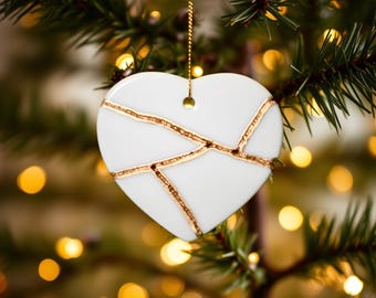 Kintsugi Ornament, Broken and Repaired Heart Ornament, Kintsugi Christmas Gift, Kintsugi Keepsake Ornament, Resilience Gift, Kintsugi Decor