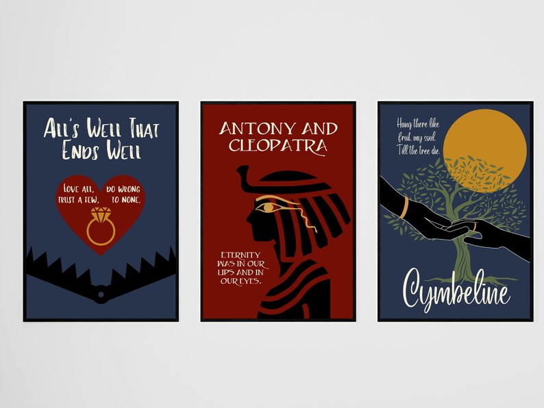 Peut inclure: Trois affiches minimalistes avec des fonds bleus, rouges et jaunes. Les affiches pr&eacute;sentent du texte de pi&egrave;ces de Shakespeare : "Tout est bien qui finit bien", "Antoine et Cl&eacute;op&acirc;tre" et "Cymbeline".