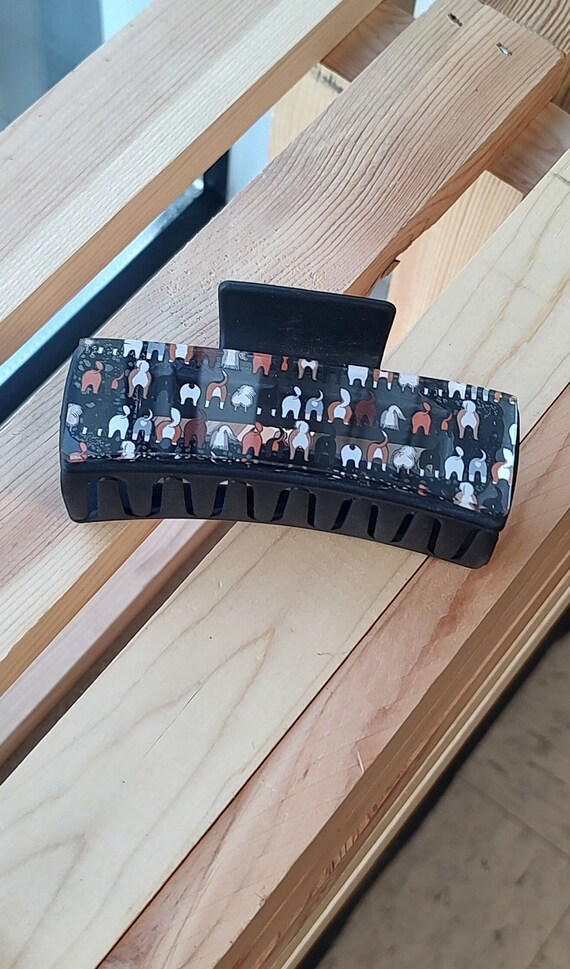 Quirky Funny Hair Claw Clip With Dog Butts, for the Dog  display picture 3
