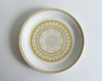 Vintage Franciscan Hacienda Gold Stoneware: Mid-Century Dinnerware, USA