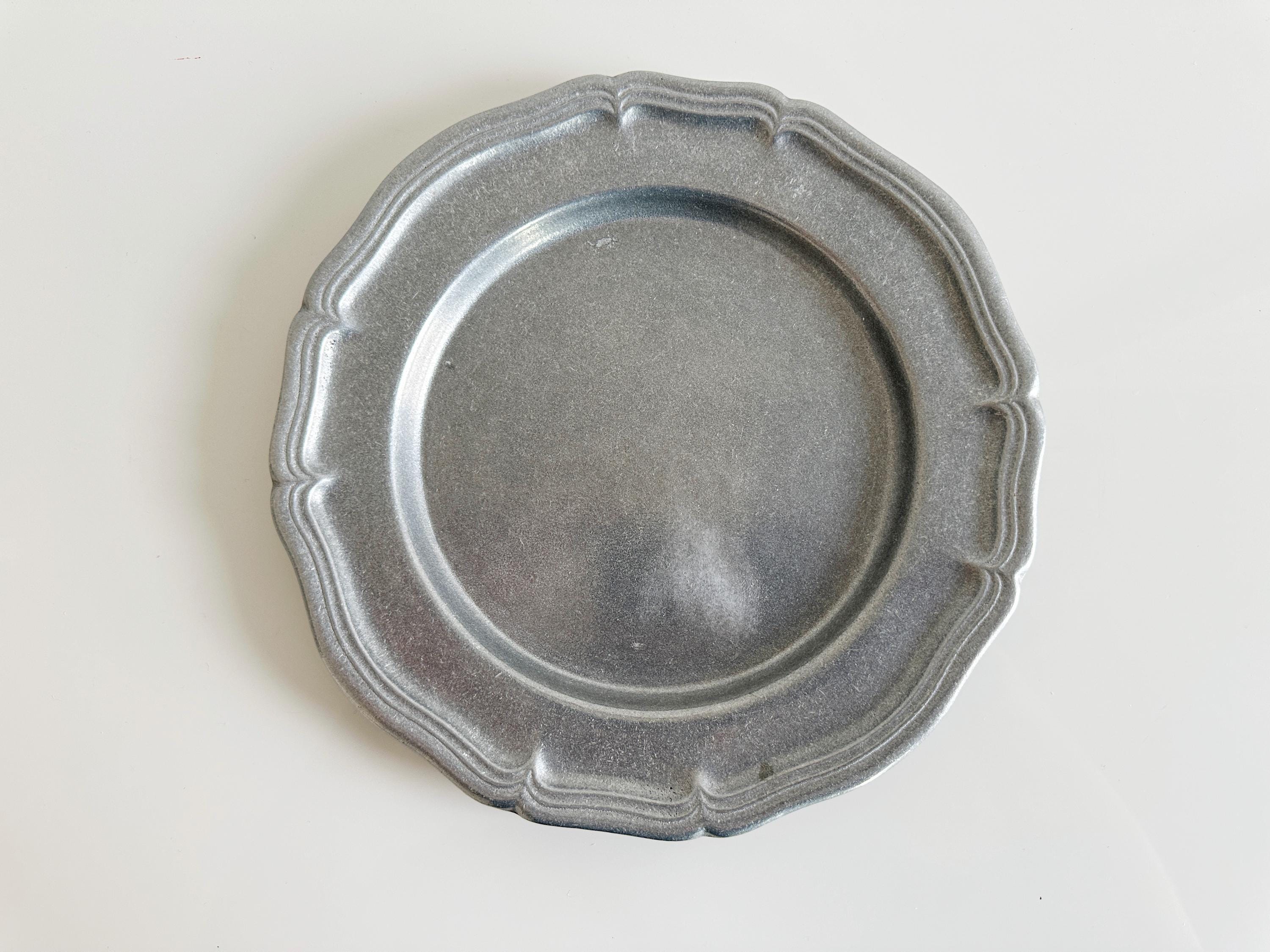 Wilton Columbia Pewter Plate - Etsy