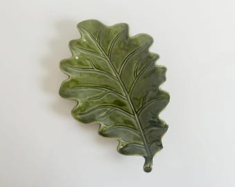 Vintage Harvest Pin Oak Leaf Ceramic Stoneware Green Decorative Plate