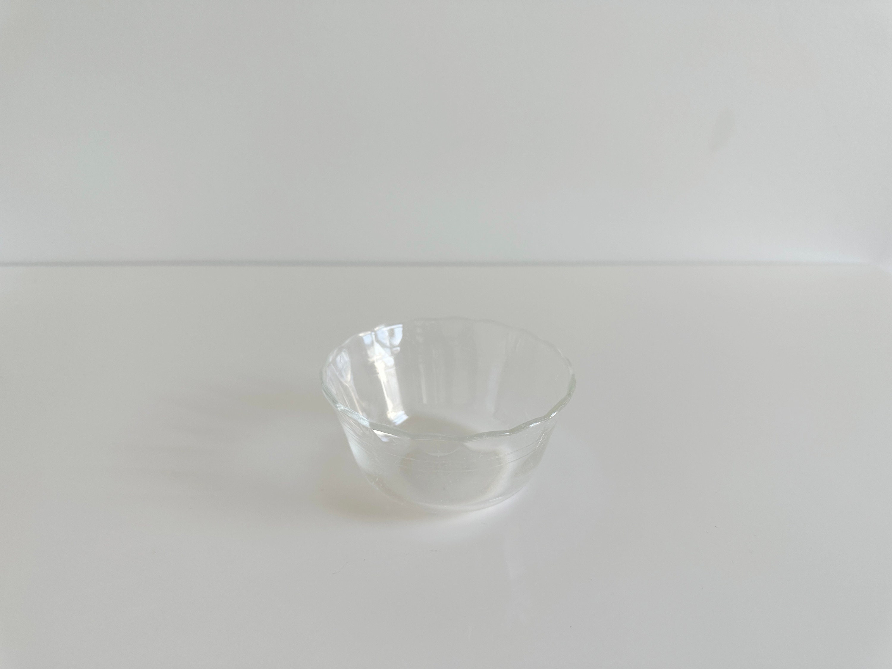 ❤️ NEW 4 PYREX 6-oz Glass CUSTARD CUPS Bake Prep Dessert Clear