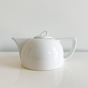 Art Deco Style White Ceramic Teapot Modern Japan Vintage