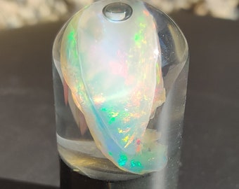 23.55 Carat Precious Virgin Valley Crystal Opal