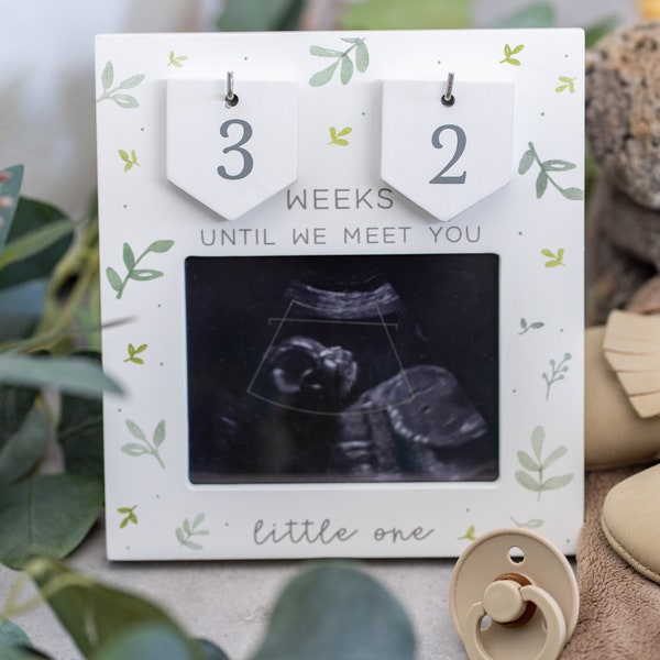 Pregnancy Gift | Ultrasound Picture Frame | Sonogram Frame | Pregnancy Announcement Grandparents | Baby Countdown Frame | Ultrasound Gifts