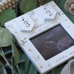 Ultrasound Frame | Pregnancy Gift | Pregnancy Announcement | Pregnancy Announcement Grandparents |  | Sonogram Baby Picture | Mom To Be Gift