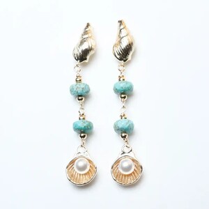 Gioconda Matera Dangle Earrings in Turquoise and Freshwater Pearl with Gold-Plated Seashell