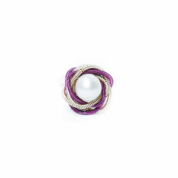 Bague Entorchado en cuivre et perles en émail violet et plaqué