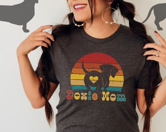 Doxie Dog Mom Tshirt, Retro Sunset Dachshund Shirt for Dog Moms, Doxin Dog Lover T Shirt for Wiener Dog Moms