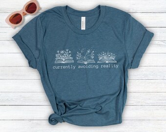 T-Shirt mit Blumenmuster und Buchmotiv, Geschenk für Bücherliebhaber, T-Shirt für lesebegeisterte Lehrer