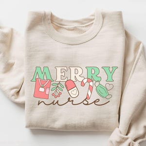 Sweat-shirt de Noël infirmière des urgences, jolie chemise d'infirmière des urgences, cadeau d'infirmière des urgences de la saison de Noël, pull d'infirmière des urgences