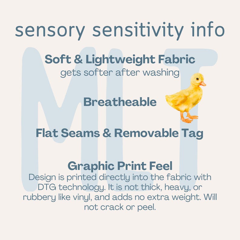 Puede incluir: Un gr&aacute;fico informativo con el texto "informaci&oacute;n de sensibilidad sensorial" y detalles sobre las caracter&iacute;sticas de la tela. Se incluye una ilustraci&oacute;n de un patito amarillo. El texto destaca la tela suave, ligera, transpirable, las costuras planas y una etiqueta extra&iacute;ble.