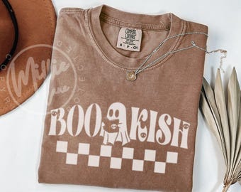 Boekige "BOO-KISH" Comfort Colors® spook-T-shirt, retro herfst-T-shirt voor leraren, Halloween-cadeau voor boekenliefhebbers en boekenclubs