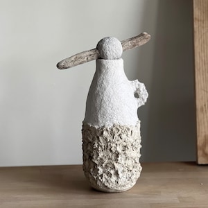 Paper Mache Vase, Modern Vase, Minimalist Gift, Handmade Paper Vessel, Recycled Paper Pulp Vase, Dried Flower Vase, Sustainable Decor