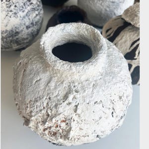Paper Mache Vase, Handmade Paper Vessel, Minimal Modern Vase, Recycled Paper Pulp Vase, Eco Friendly Home Decor, Sustainable Gift, Wabi Sabi