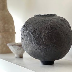 Paper Mache Vase, Handmade Paper Vessel, Minimal Modern Vase, Recycled Paper Pulp Vase, Eco Friendly Home Decor, Sustainable Gift, Wabi Sabi