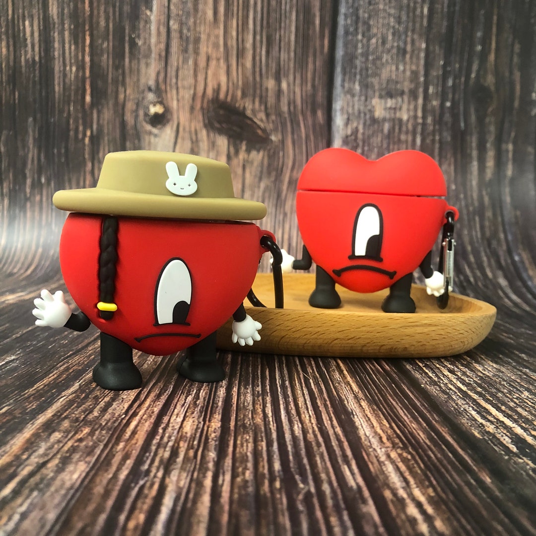 BAD BUNNY Heart AirPod Case/silicon AirPod Pro Headphone Case