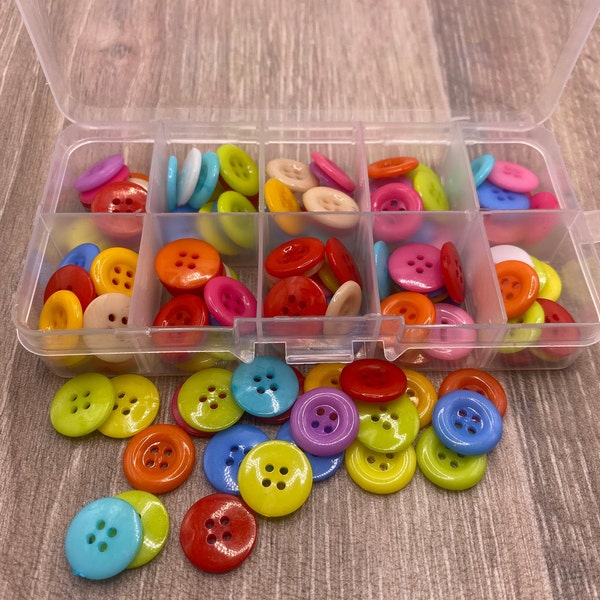 100Pcs 15mm Buttons Mixed Bright Colours 4 Hole Inc Box Cardigan Knitting Sewing Replace Buttons Gift Box