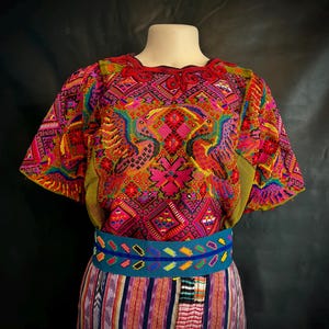 ヴィンテージのグアテマラの手作りウィピル、グアテマラのチチカステナンゴ産の刺繍入りウィピル、ウィピル、グアテマラ、ヴィンテージブラウス
