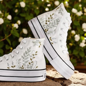 Converse con bordado de flores silvestres personalizado, zapatos bordados para boda, zapatos bordados para novia, regalo para novia, zapatos Converse