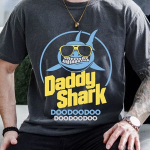 Father&#39;s Day Svg, Daddy Shark Svg, Daddy Shark Birthday svg, doo doo doo svg, Daddy Shark Shirt Design, Gift for Dad