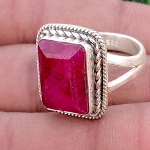 Anillo de plata de ley 925 con rubí, hecho a mano, para mujer, anillo de diseño delicado para regalos de Navidad.
