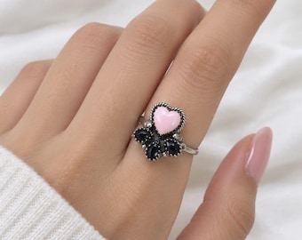 Anillo de coral rosa auténtico y ónix negro, anillo de corazón estilo suroeste de plata de ley 925, anillo de racimo de estilo nativo americano con múltiples piedras para mujer.