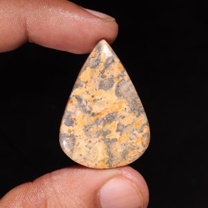 Unique Top Grade Quality 100% Natural Leopard Skin Jasper Pear Shape Cabochon Loose Gemstone For Making Jewelry 29.00 Ct 37X26X5 MM ZN-817
