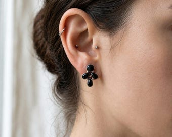 Pendientes de botón con racimo de ónix negro auténtico, pendientes de plata de ley 925 estilo suroeste, joyería bohemia de ónix de estilo nativo americano.
