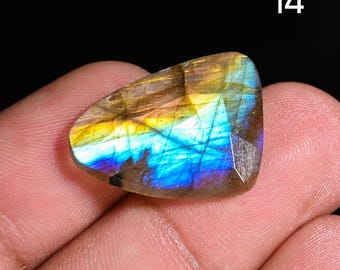 Cabochon sfaccettato multi-fuoco di labradorite naturale – Retro piatto, entrambi i lati altamente lucidati a mano, gemma ideale per la creazione di gioielli