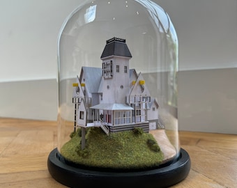 Beetlejuice Modernes Haus. Handgefertigte Film 3D Art Movie Model Miniatur im Glasdome Tim Burton