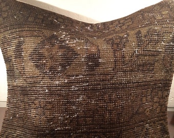 Taie d'oreiller « tapis antique » vintage faite main 19 po × 19 po. 19 po × 19 po. ~ 48 cm x 48 cm Laine et coton