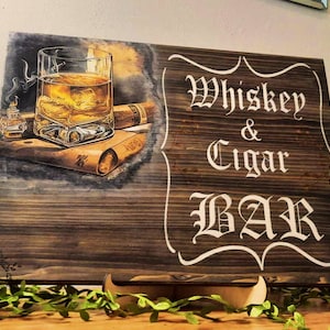 Pannelli murali rustici in legno-WHISKY & CIGAR BAR