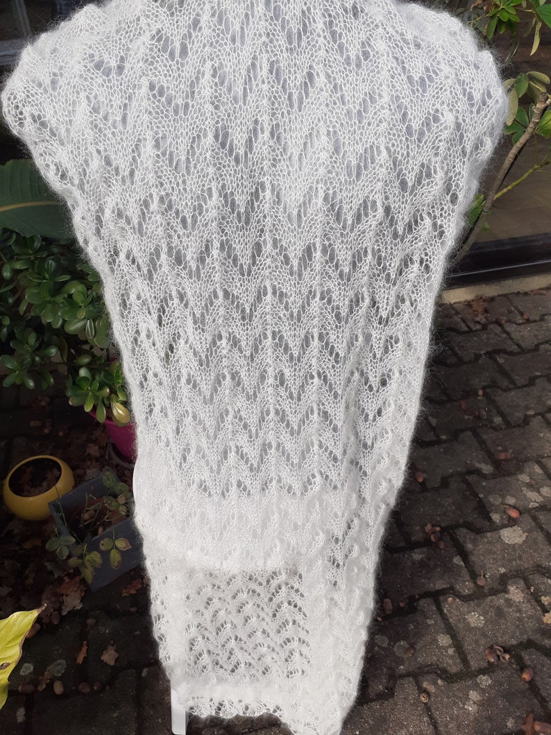 Hand-knitted off-white silk and mohair stole image 2