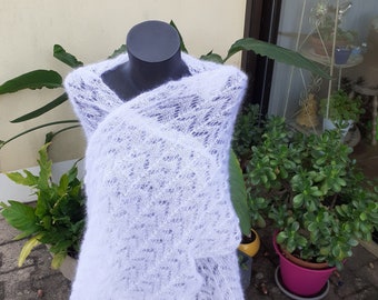 Etole soie  et mohair  blanche tricotee mains