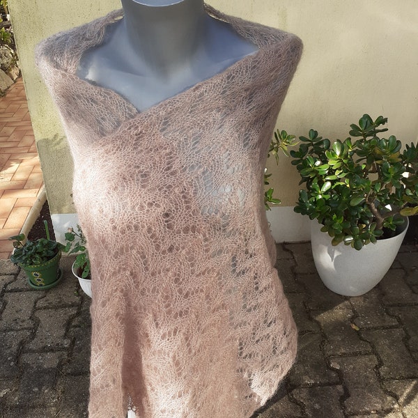 Etole soie et mohair taupe clair tricotee mains