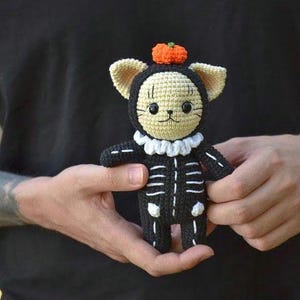 Crochet Halloween Cat PDF-Pattern, halloween amigurumi pattern skeleton cat toy