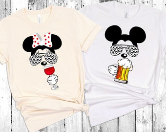 Camisetas de pareja de Mickey y Minnie con cerveza y vino - Camiseta de grupo &quot;Bebiendo en Disney&quot; - Camiseta de viaje a Epcot