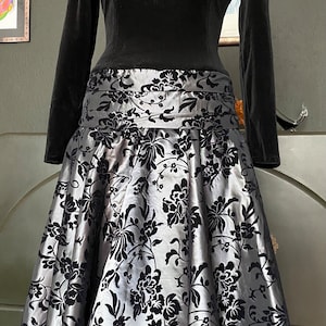 Vintage 1980s Hi/Low Hem Velvet and Taffeta Ball Gown, Size 12