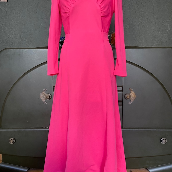 Gorgeous 1970s Hot Pink Maxi Dress - UK Size 14