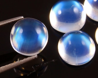 Regenboogmaansteen cabochons: natuurlijke blauwvuuredelsteen (5 mm)