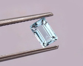 Natural Aquamarine Octagon: 0.70 Carat Emerald Cut Loose Gemstone