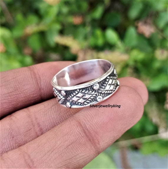 Designer online thumb ring