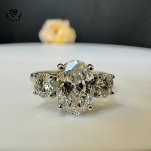 Oval Lab Grown Diamond Engagement Ring: 1.53 Carat E VVS2, 14K White Gold