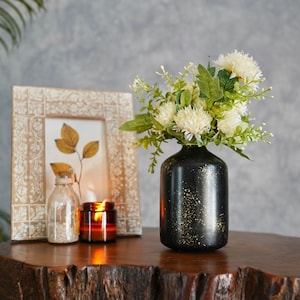 Modern vase for table top