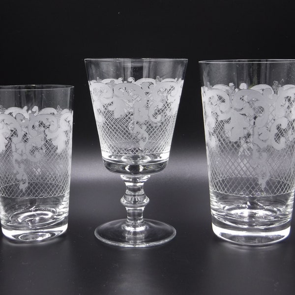 Vintage 18Pcs Glassware Set