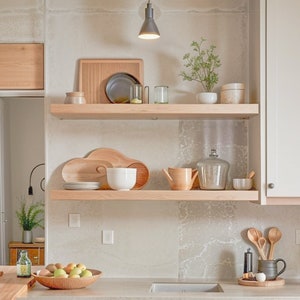 Kitchen Floating Shelves Wall Mounted, Modern Floating Shelf with Black Metal Brackets, Farmhouse Shelf, Bathroom Shelf, Gift for Her